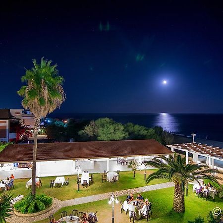 Hotel Federica Риаче Марина Екстериор снимка
