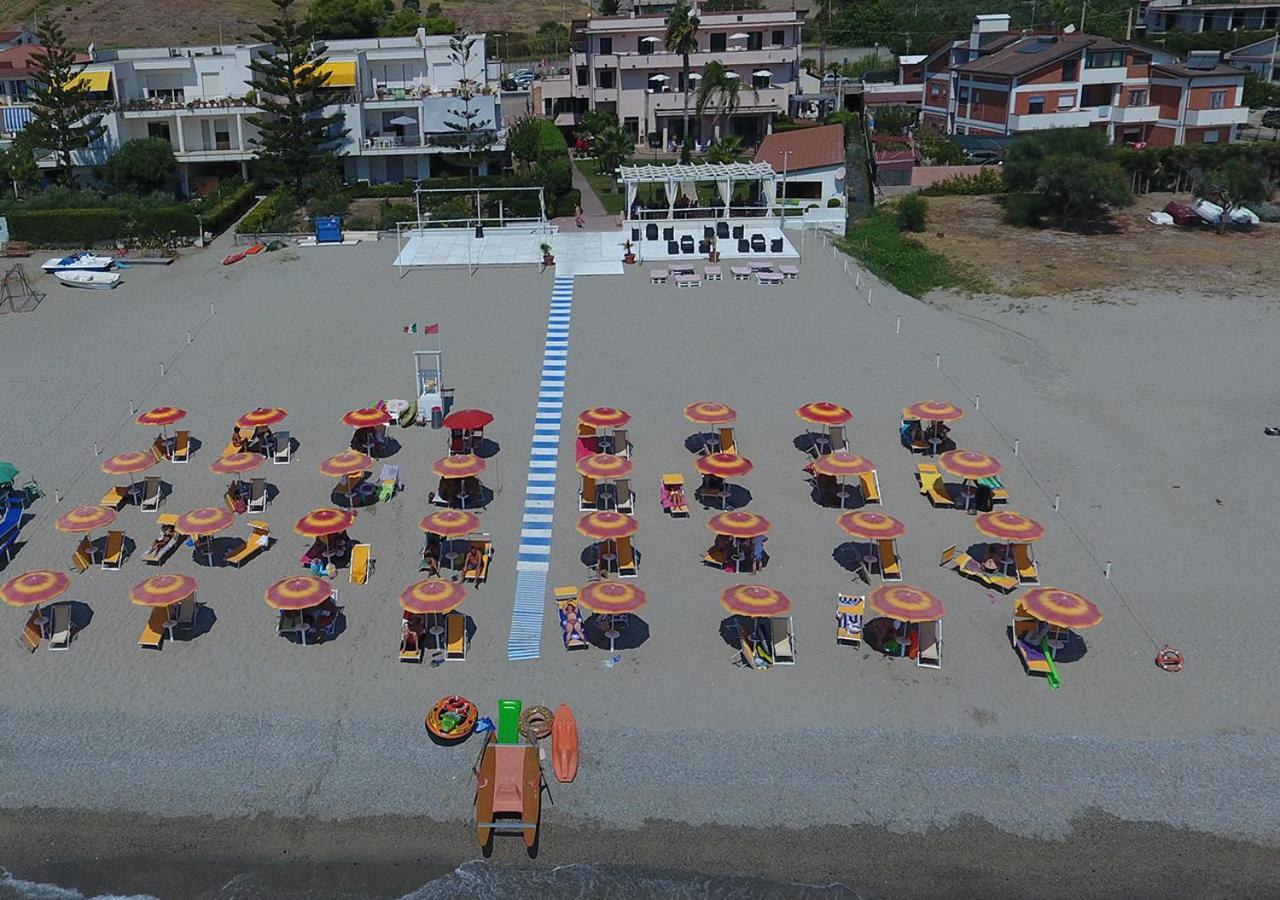 Hotel Federica Риаче Марина Екстериор снимка