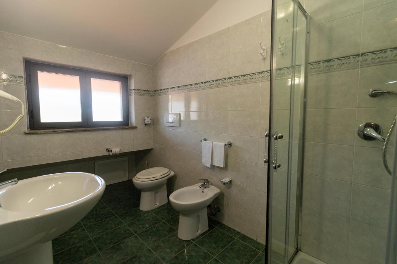 Hotel Federica Риаче Марина Екстериор снимка